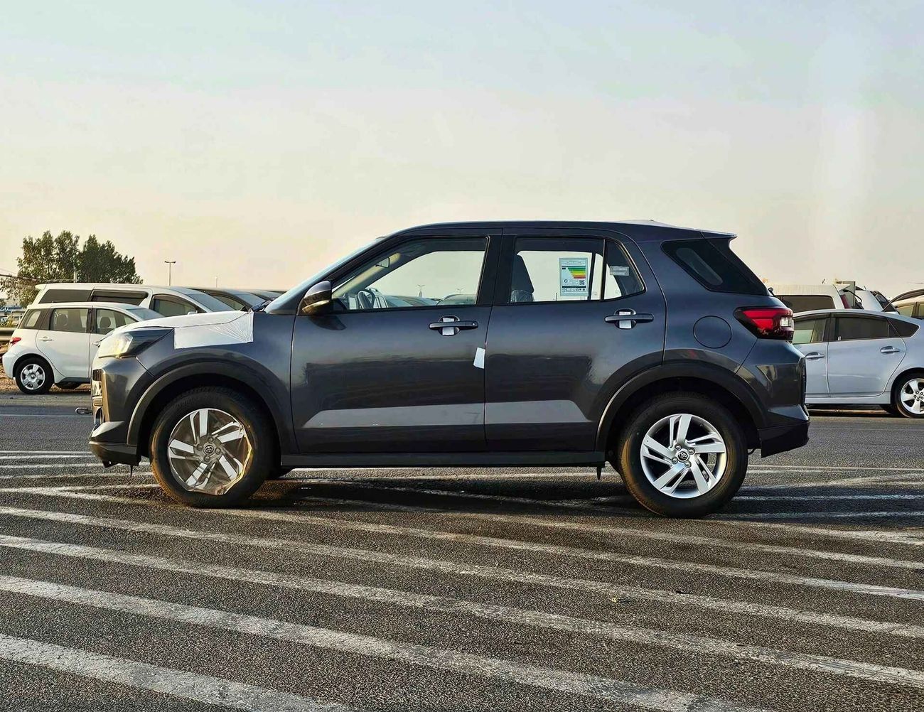 تويوتا ريز 1.0L/ TURBO / ALLOY RIMS / DVD / MID OPTION / CODE#69097