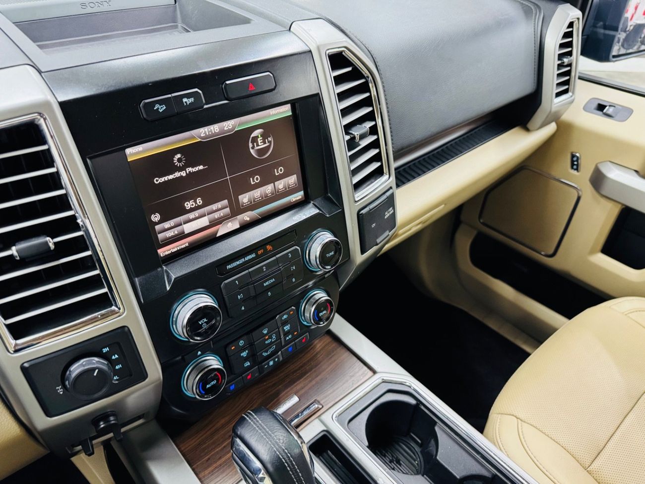 فورد F 150 Lariat Luxury Pack 5.0L (396 HP)