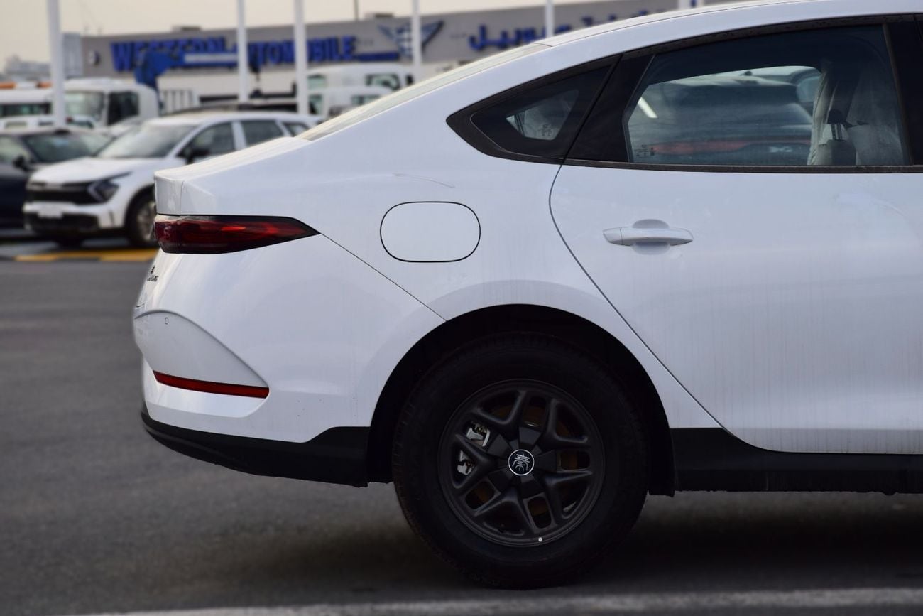BYD QIN PLUS STD DM-i 55-km 1.5L Plug in Hybrid