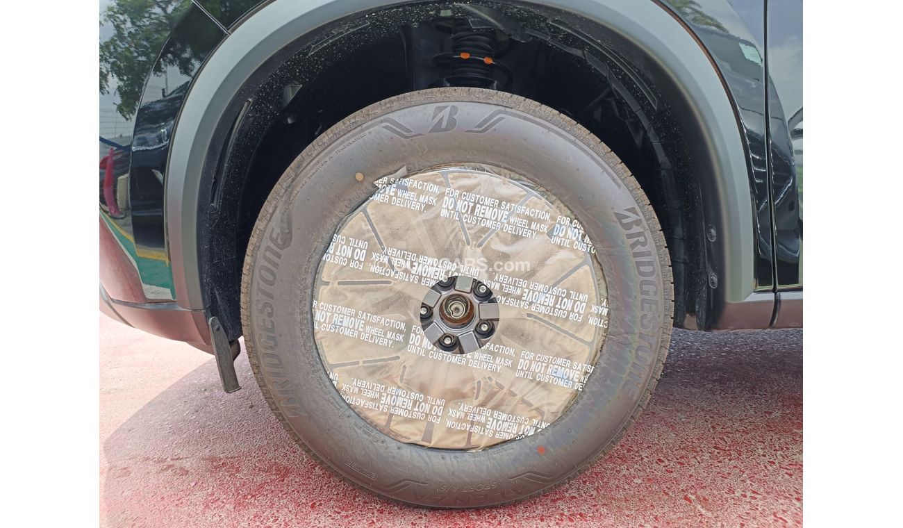 نيسان إكس تريل S, 2.5L PETROL,4WD,DVD + CAMERA, PUSH START ( FOR EXPORT ONLY)