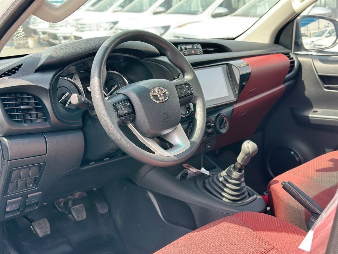 تويوتا هيلوكس S/C 2.7 لتر PTR M/T 4X4 // 2026 // خيار متوسط مع نوافذ كهربائية // عرض خاص // من فورمولا أوتو // للت