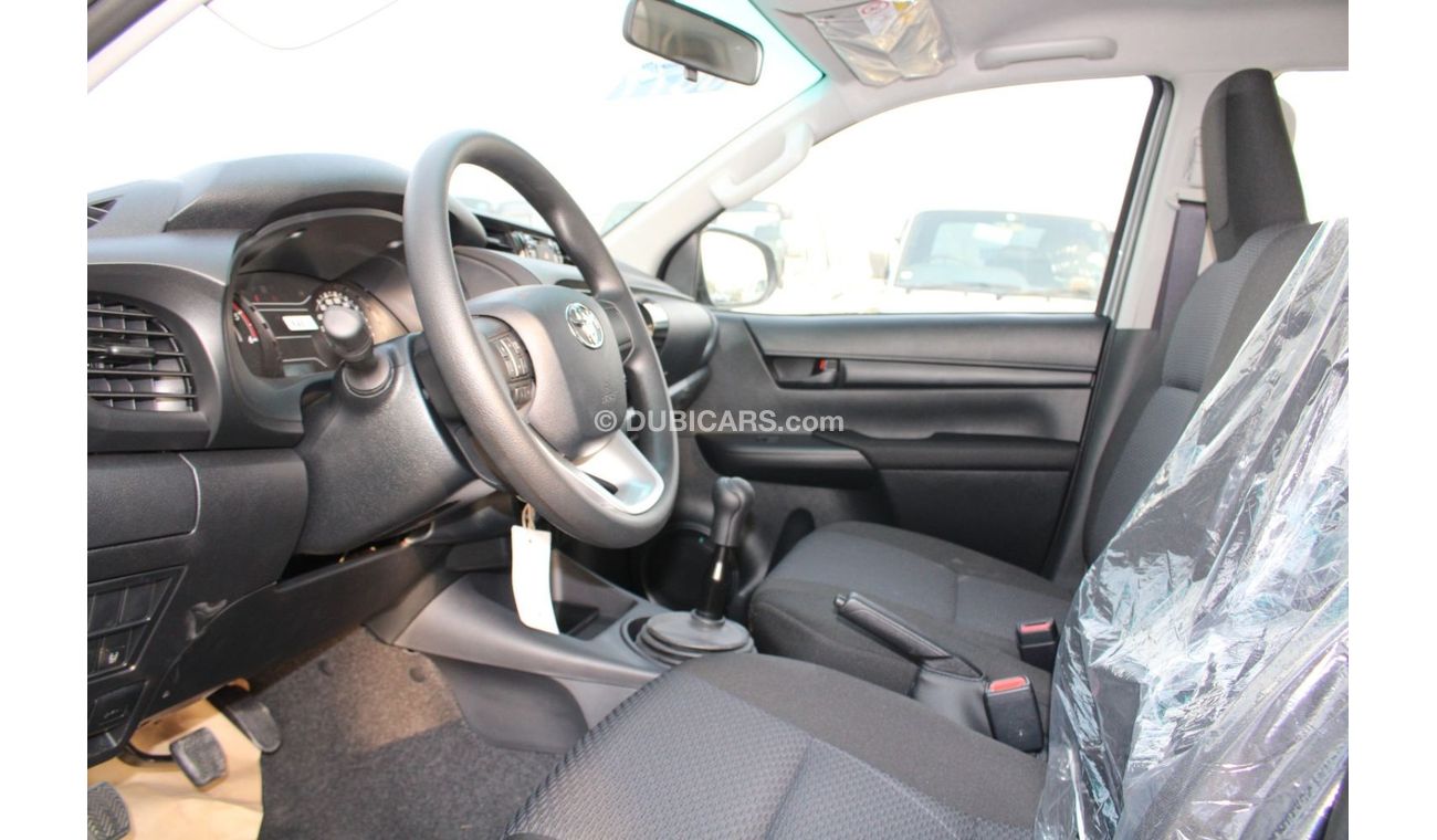 Toyota Hilux TOYOTA HILUX 2.4L DIESEL DOUBLE CAB DLX G MANUAL