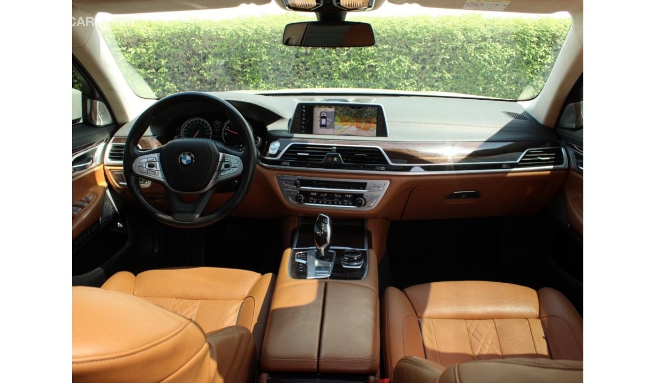 BMW 750Li Li Luxury Plus Kit 2020