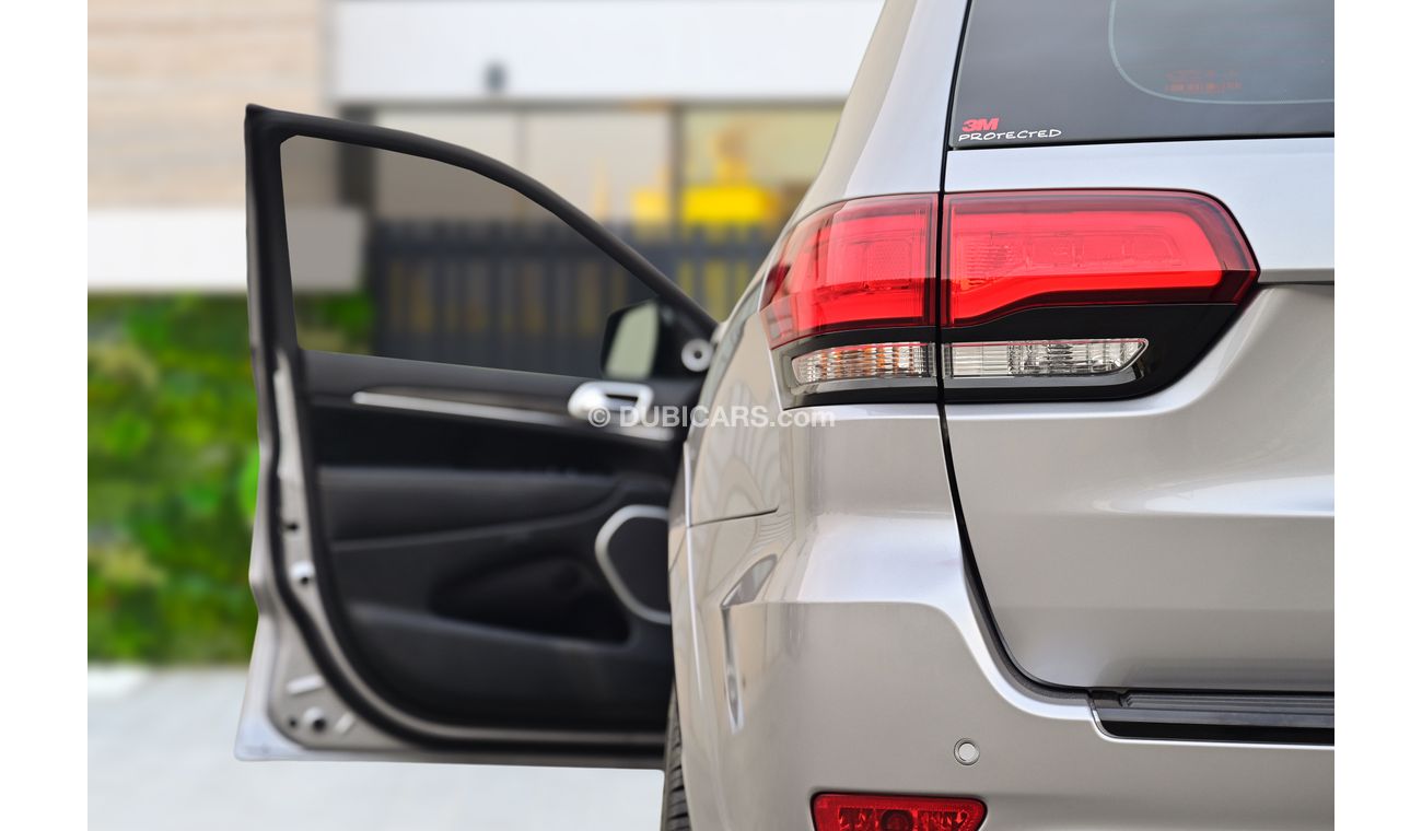 Jeep Grand Cherokee SRT | 2,610 P.M (4 Years)⁣ | 0% Downpayment | Amazing Condition!