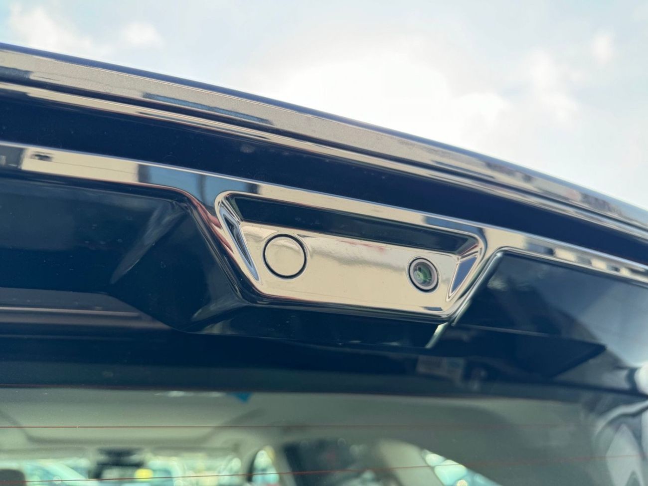 Kia Sorento KIA SORENTO 1.6L (HYBRID) DARK BLUE - 2025 MODEL -MID OPTION