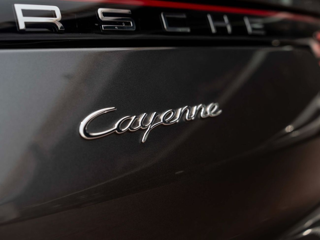 Porsche Cayenne Std 3.0L (340 HP)