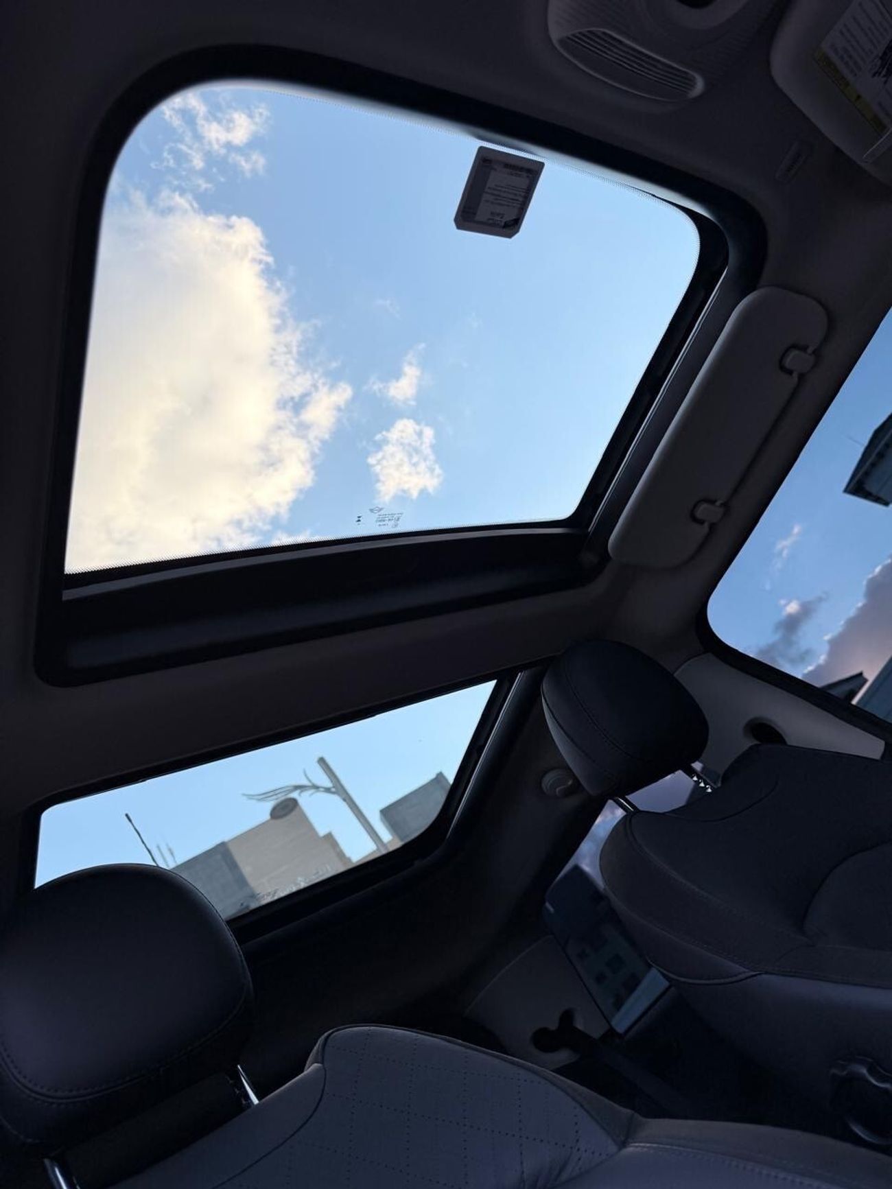 Mini Cooper S Mini Cooper SE