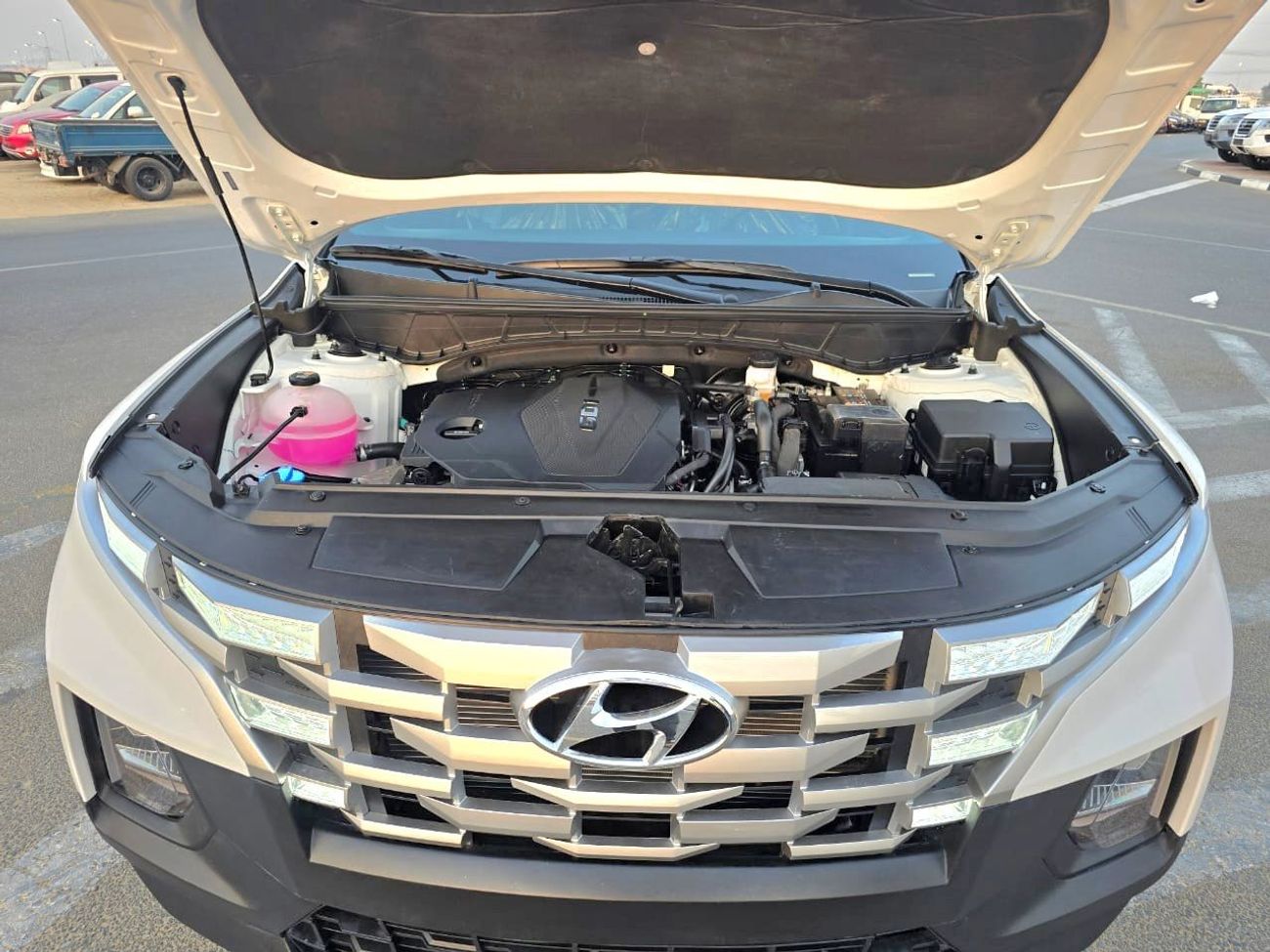 Hyundai Santa Cruz Full option Perfect inside and out