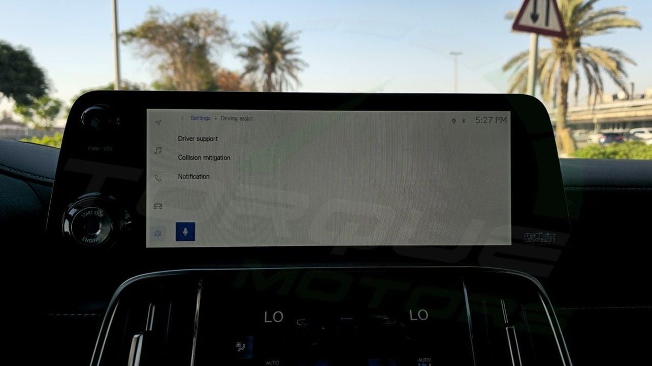 لكزس LX 700h SIGNATURE ( Only For Export ) BH 3.5TT V6 Hybrid AWD GCC 2026 BRAND NEW