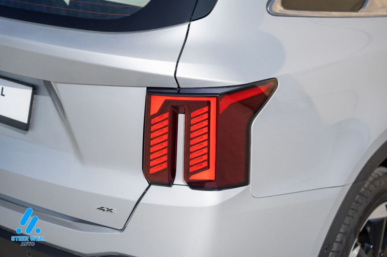 Kia Sorento Std 2.5L AWD 2025 | 7-Seater SUV | 2.5L Gasoline | 4WD | 12.3” Dual Panoramic Display | LED & Xenon