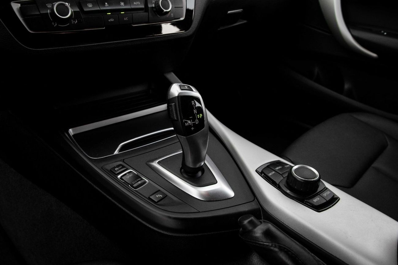 بي أم دبليو 120i 120i | 979 P.M  | 0% Downpayment | Full Agency History!