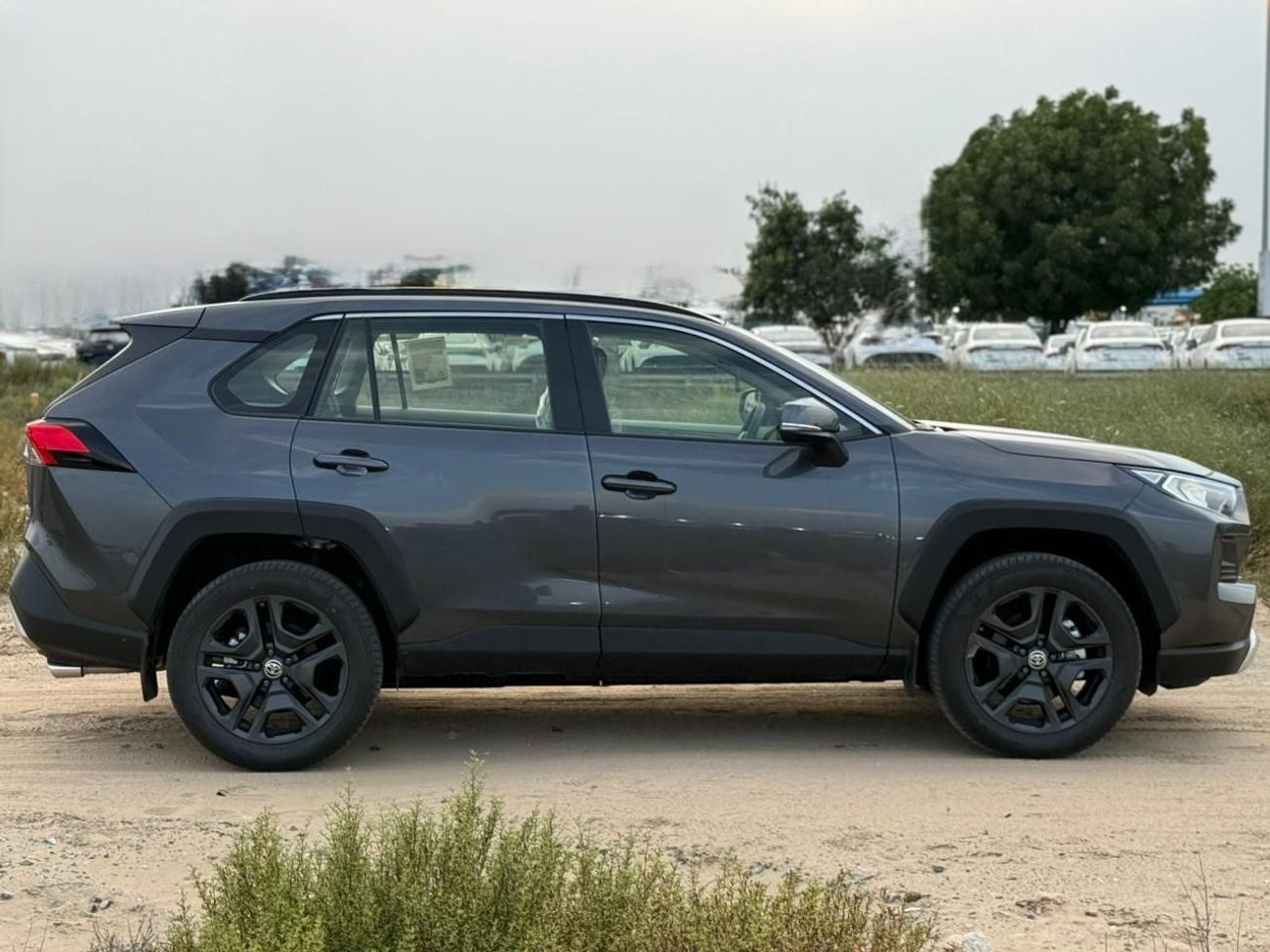 Toyota RAV4 2.5L Adventure With Rader (Saudi spec)