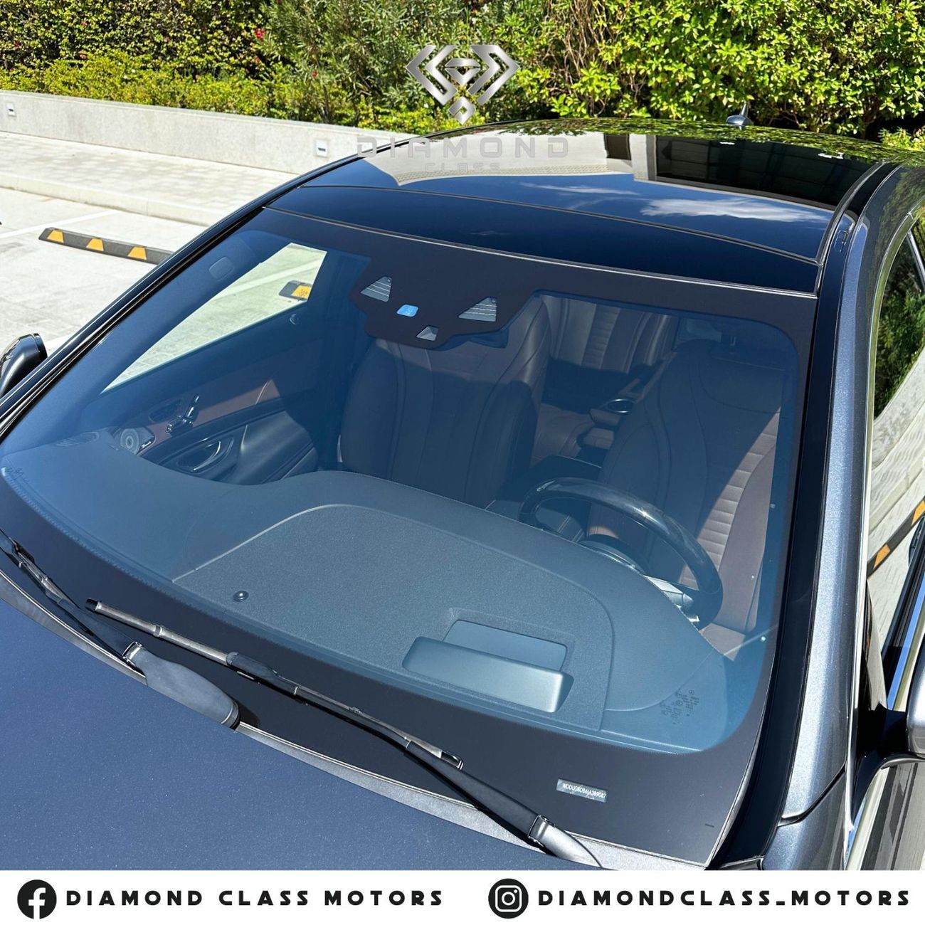 Mercedes-Benz S 560 Exclusive Edition 4.0L Mercedes S560 AMG Full Option Panoramic  GCC  Under Warranty