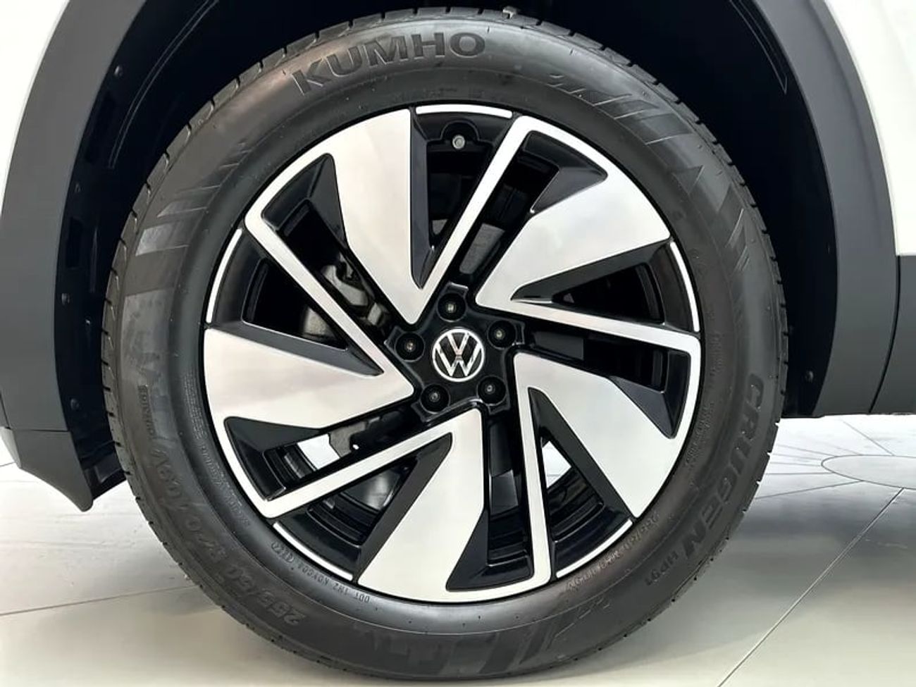 Volkswagen Teramont Comfortline 3.6L Comfortline 2.0L