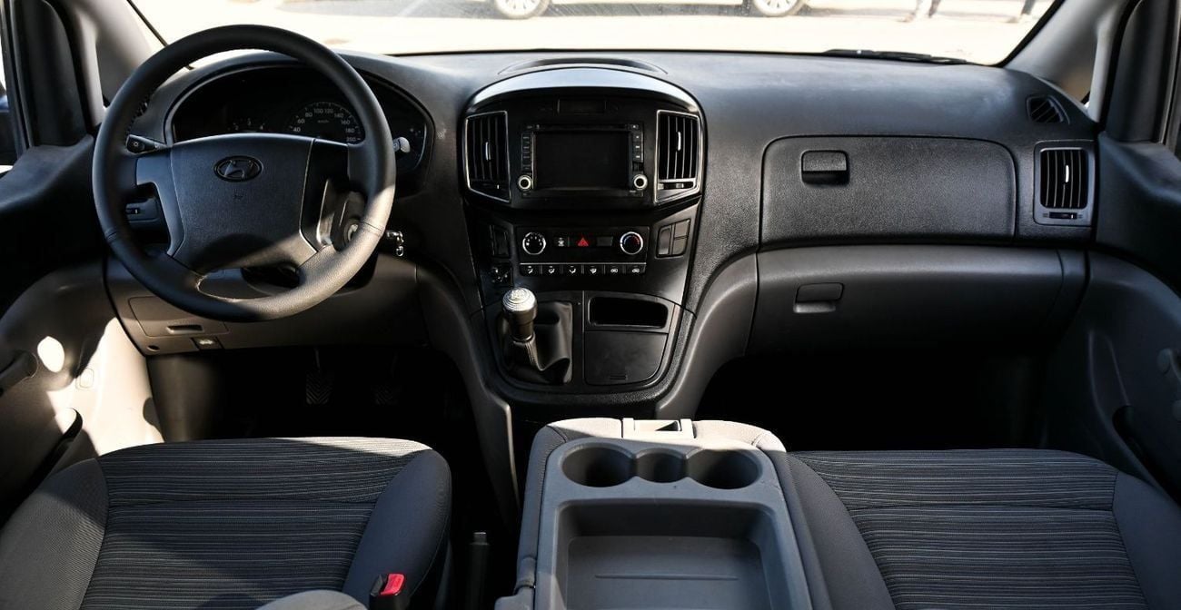 Hyundai H-1 Hyundai H1 Van Diesel , 2019 Korean, accident-free, in excellent condition