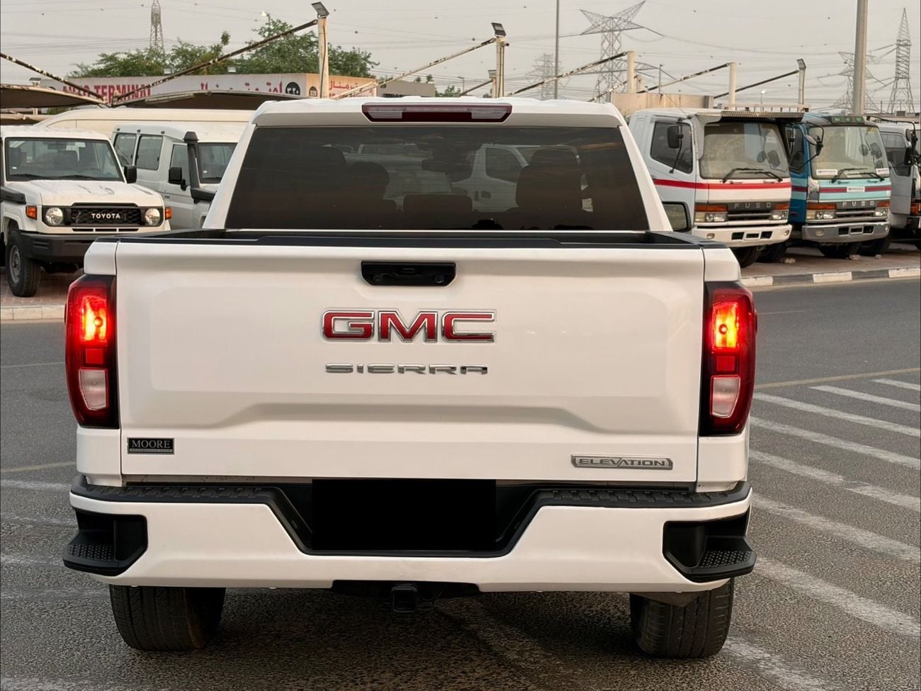 GMC Sierra 2025 GMC Sierra 1500 Elevation 2.7L TurboMax | 310 HP | 1500 2.7L TurboMax | 310 HP |