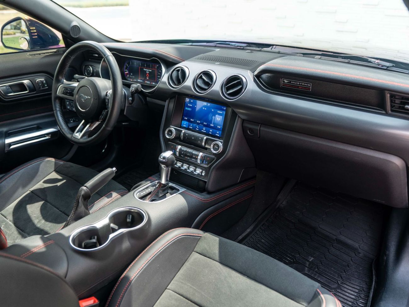 Ford Mustang FASTBACK GT CALIFORNIA SPECIAL