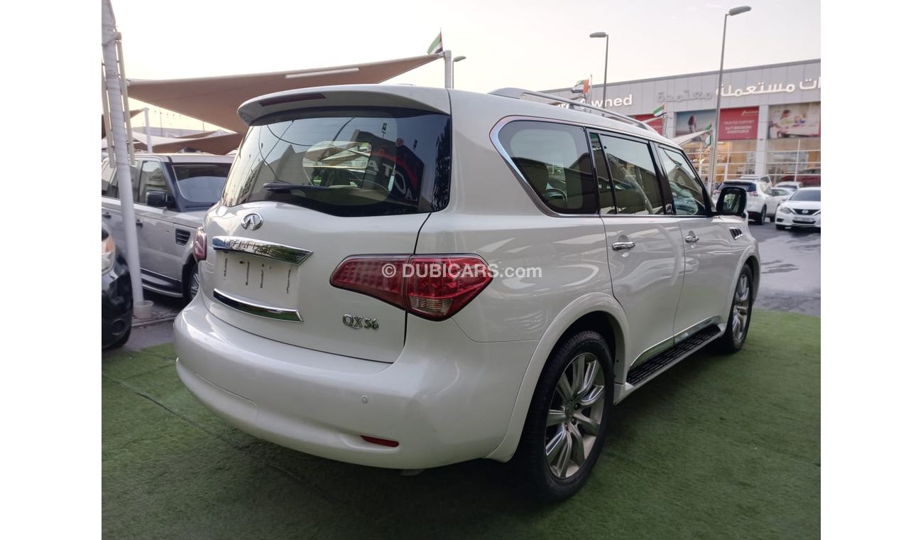إنفينيتي QX56 خليجى موديل 2011 رادار خمس كاميرات فتحة جلد بصمه مثبت سرعة تحكم رنجات بحالة ممتازة