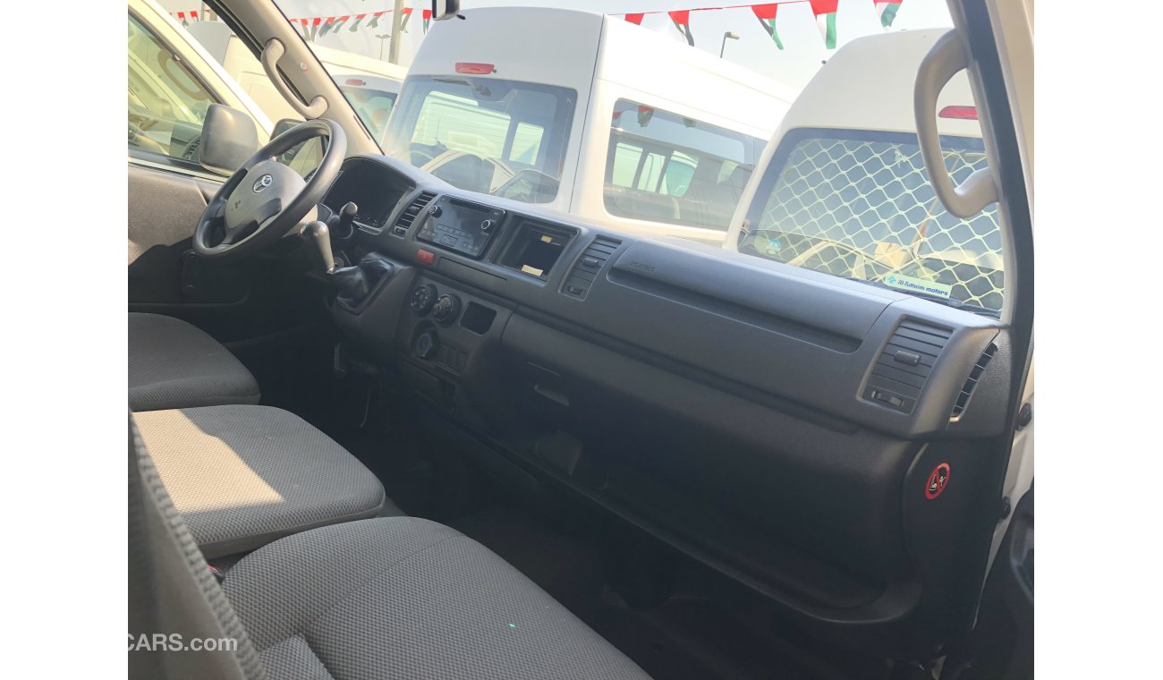 Toyota Hiace Toyota Hiace Highroof Van,2015. Free of accident with low mileage