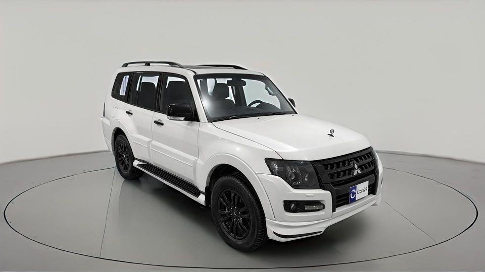 2020 Mitsubishi Pajero