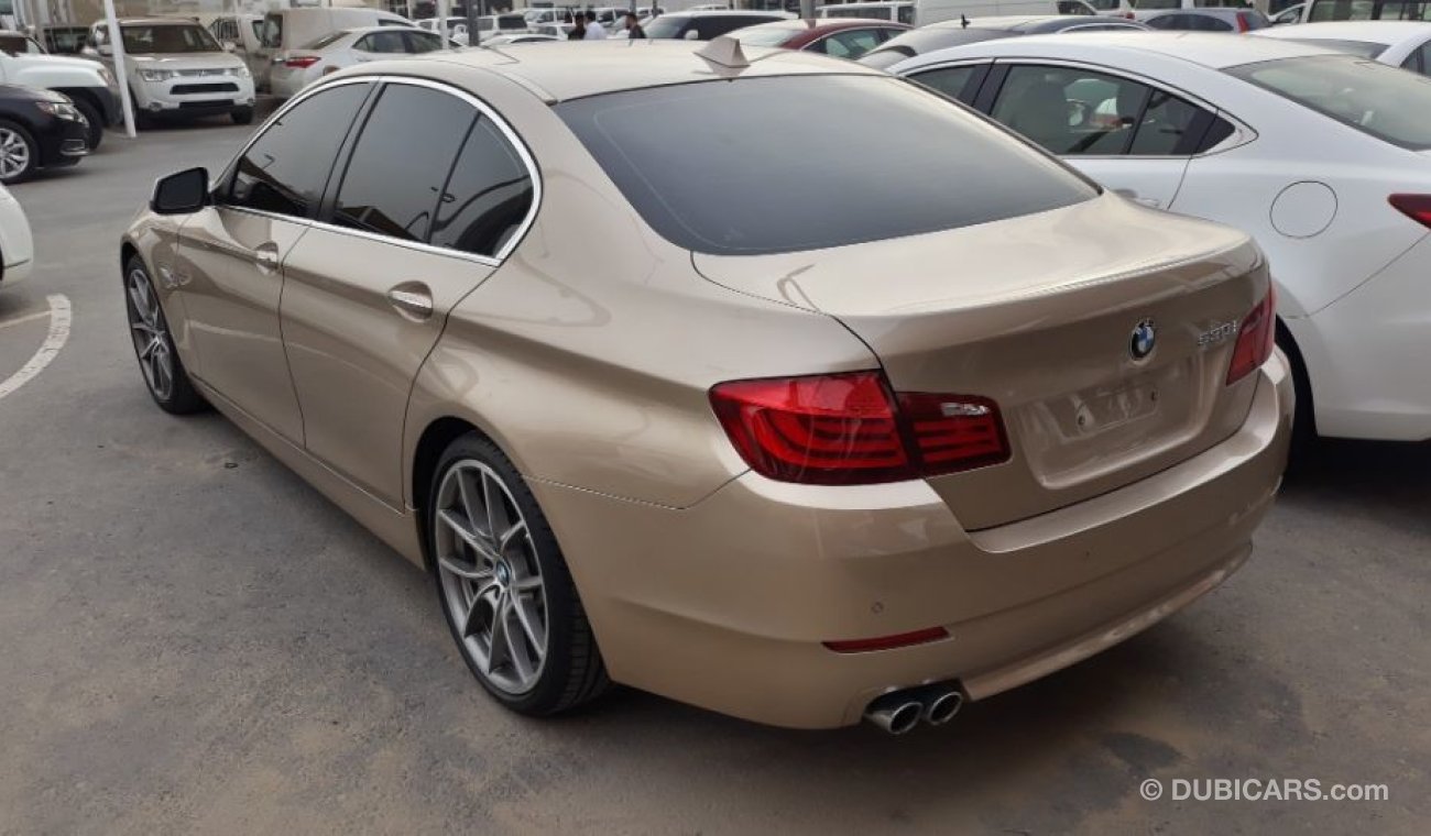 BMW 530i 2013 Model gulf specs full options options clean car