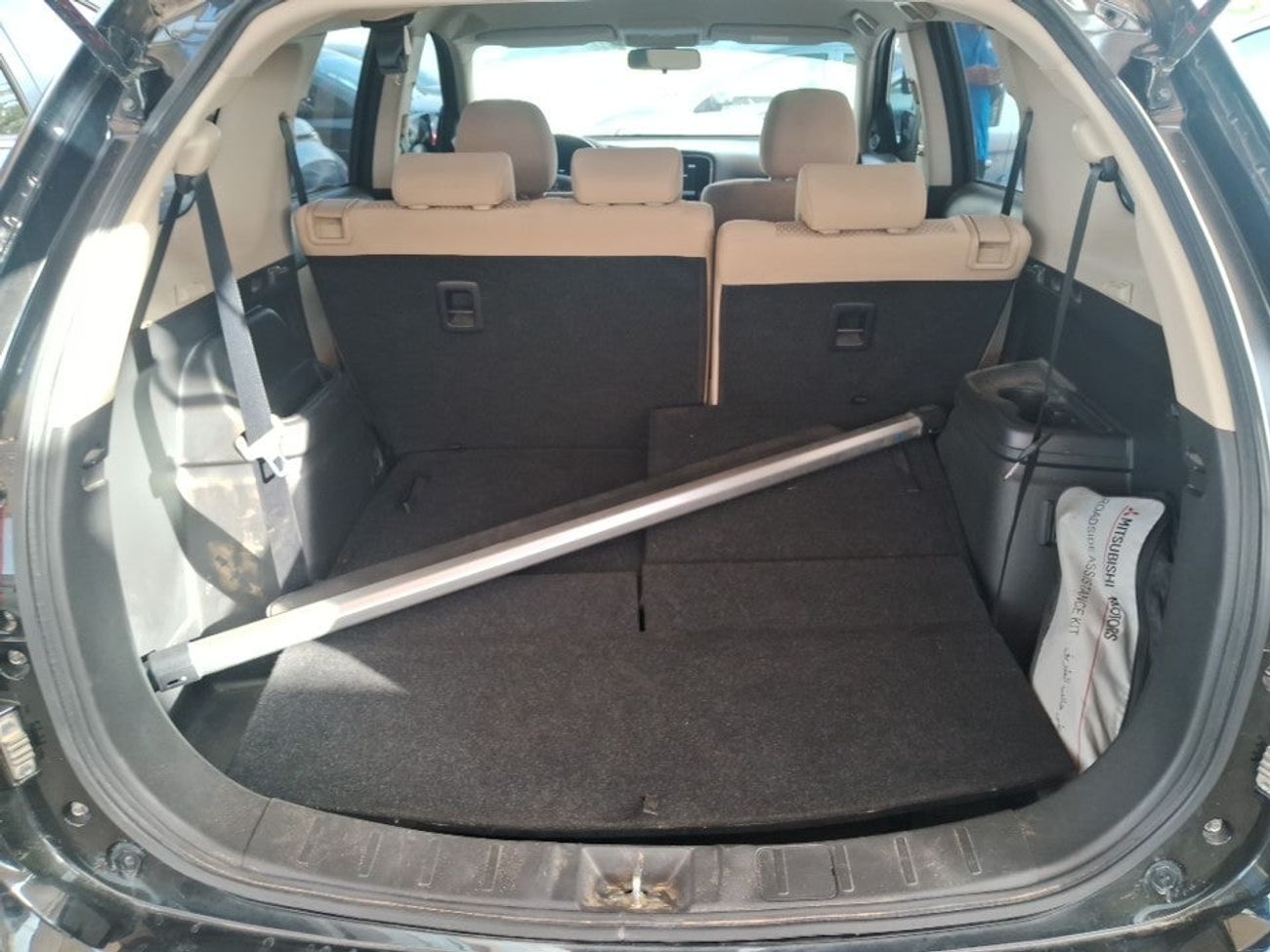 ميتسوبيشي آوتلاندر GLX MID 2.4 | بدون دفعة مقدمة | اختبار القيادة في المنزل