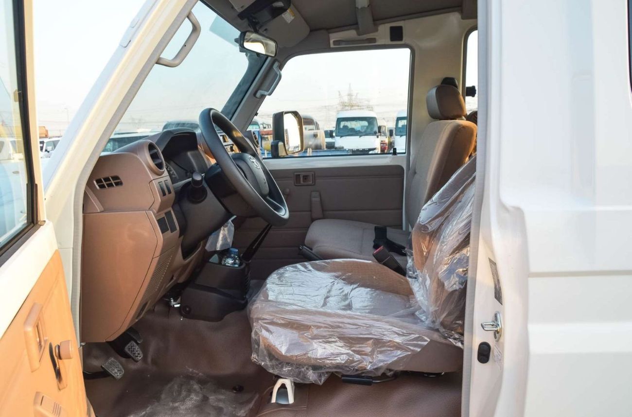 Toyota Land Cruiser 70 LC78 Hardtop 3 Doors Long , M/T , 4.0L Petrol V6 Two Tank 2025 Model