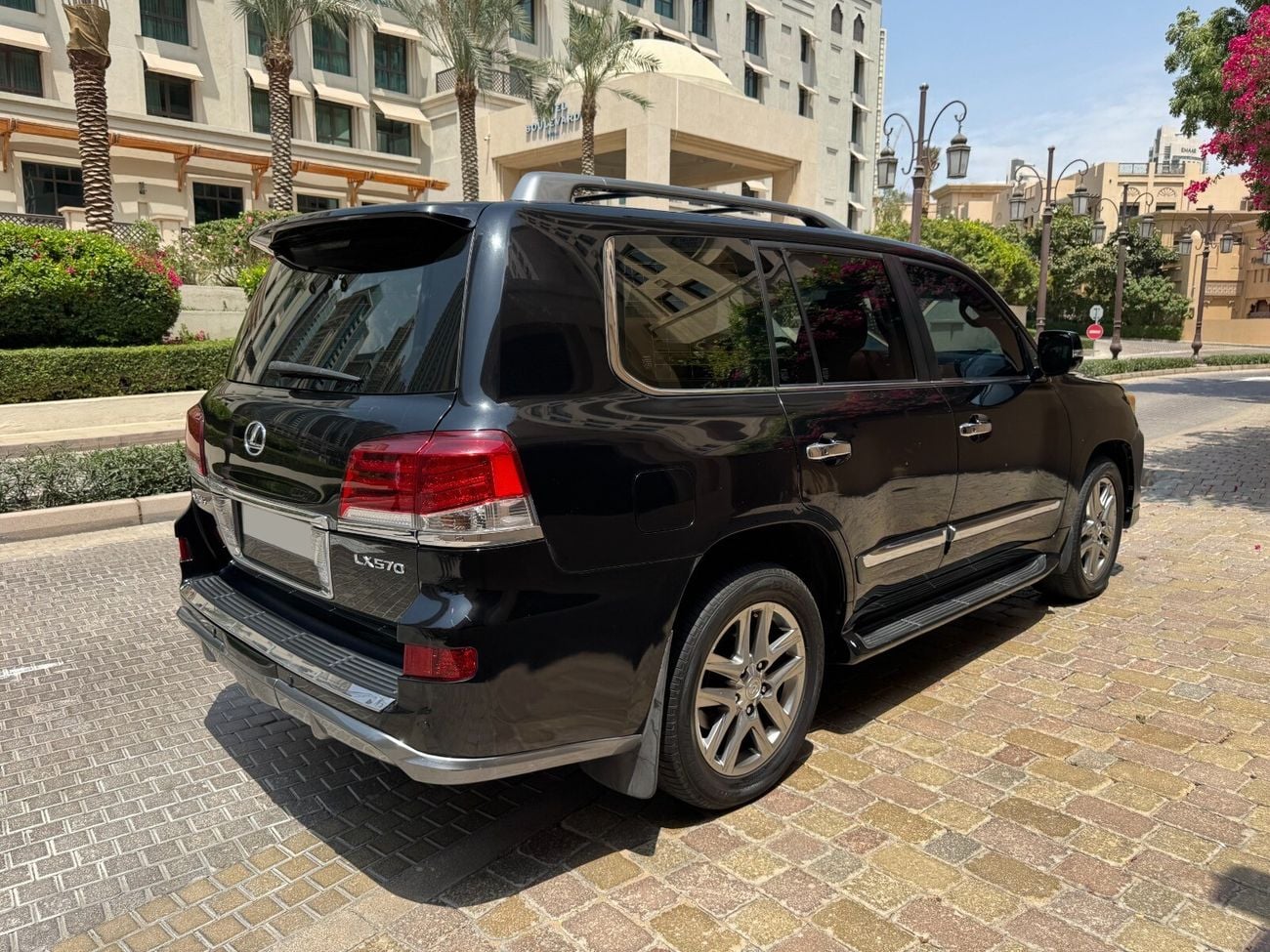 لكزس LX 570 25th Anniversary Edition 5.7L