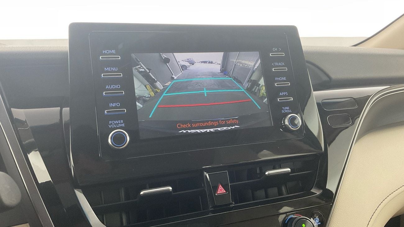 Toyota Camry SE 2.5L (181 HP) SE | Guaranteed Warranty | 0 Down Payment