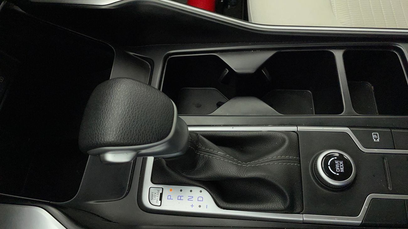 كيا سورينتو LX 2.5 | بدون دفعة مقدمة | اختبار القيادة في المنزل