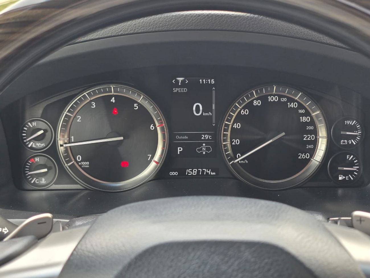 لكزس LX 570 SIGNATURE