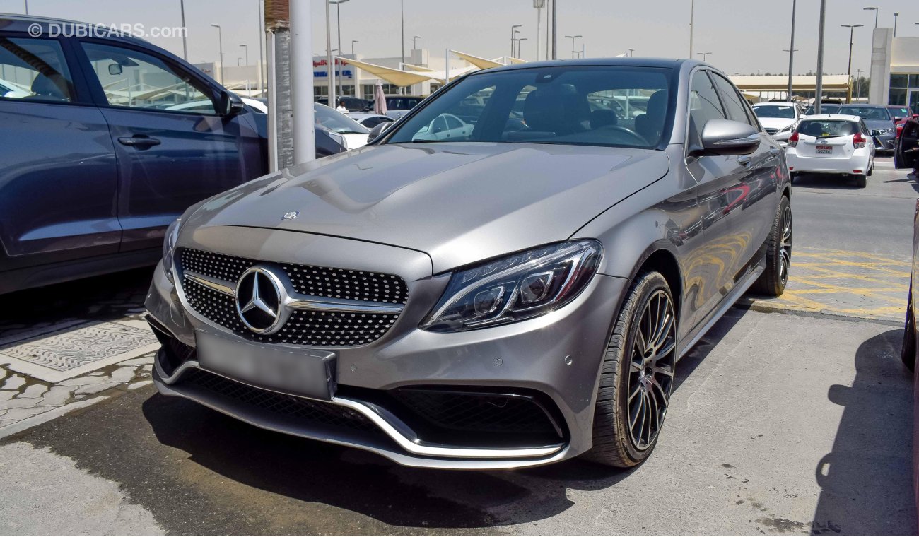 مرسيدس بنز C 300 4 Matic