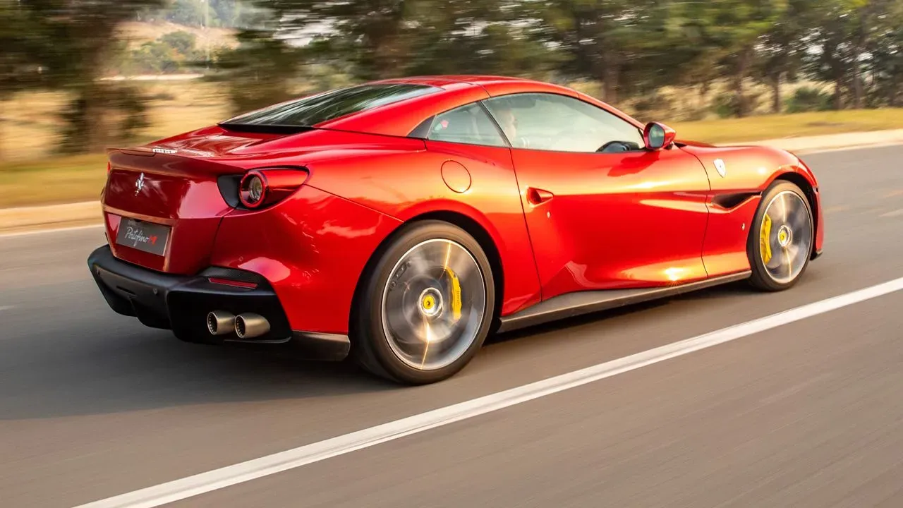 Ferrari Portofino exterior - Rear Left Angled
