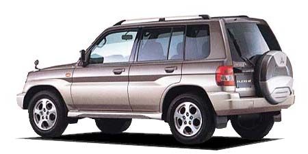 Mitsubishi Pajero iO exterior - Rear Right Angled