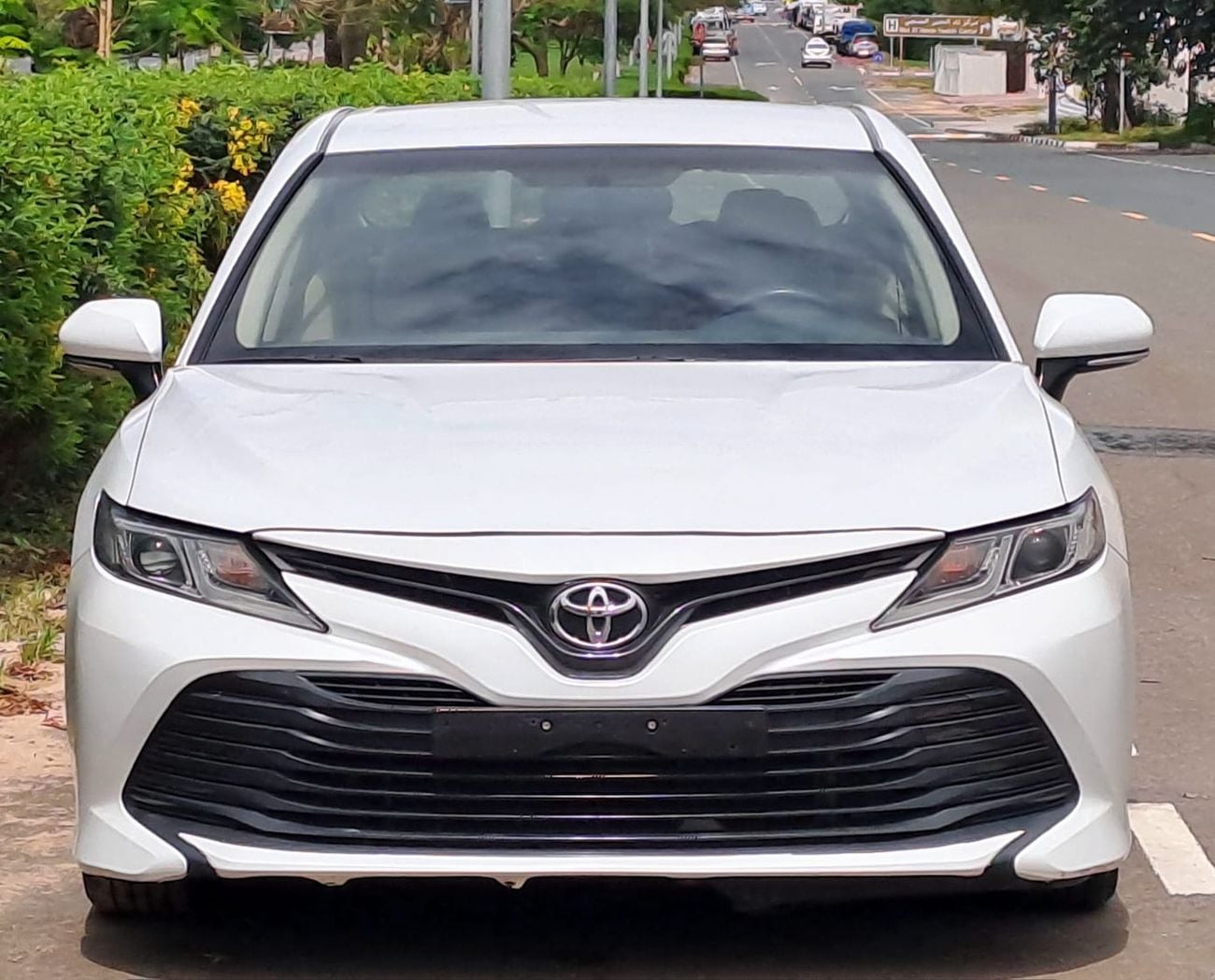 تويوتا كامري GLE 2.5L (204 HP)