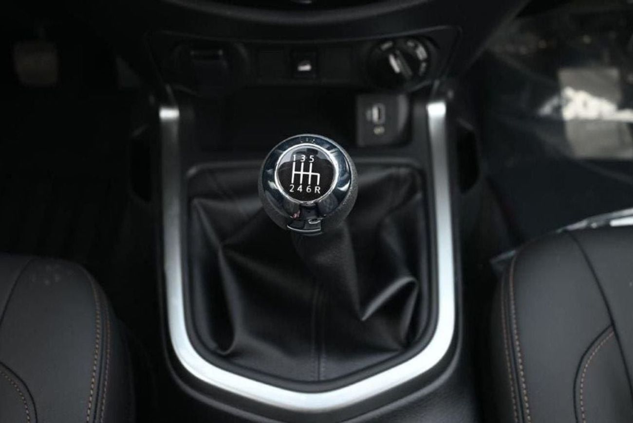 Nissan Navara 2024 NISSAN NAVARA LE 2.5L PETROL 4WD MANUAL TRANSMISSION