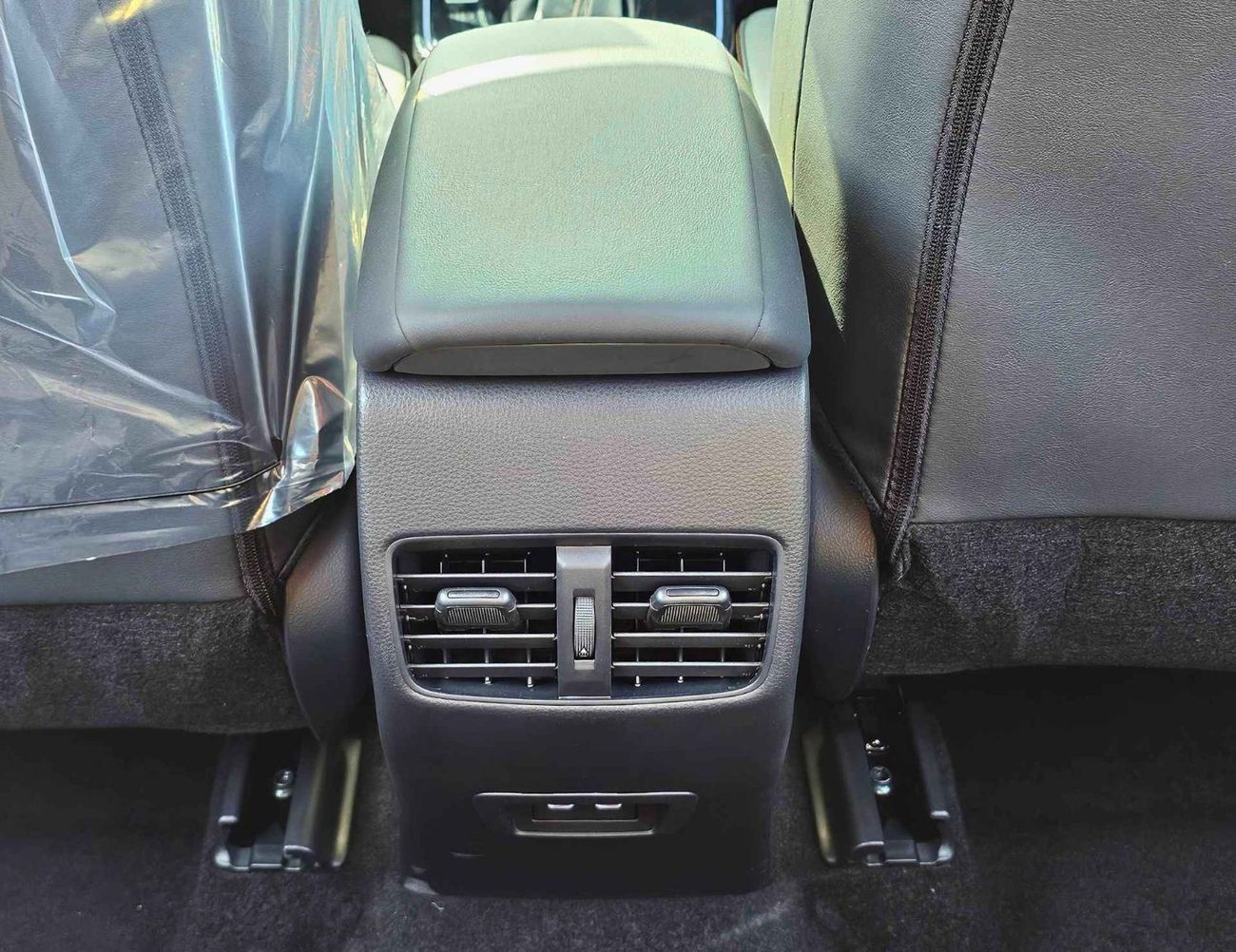 تويوتا فرونتلاندر HYBRID LUXURY WITH ELECTRIC BACK DOOR / 2.0L PETROL V4 / RADAR / SUNROOF/ DRIVER POWER SEATS (CODE#F