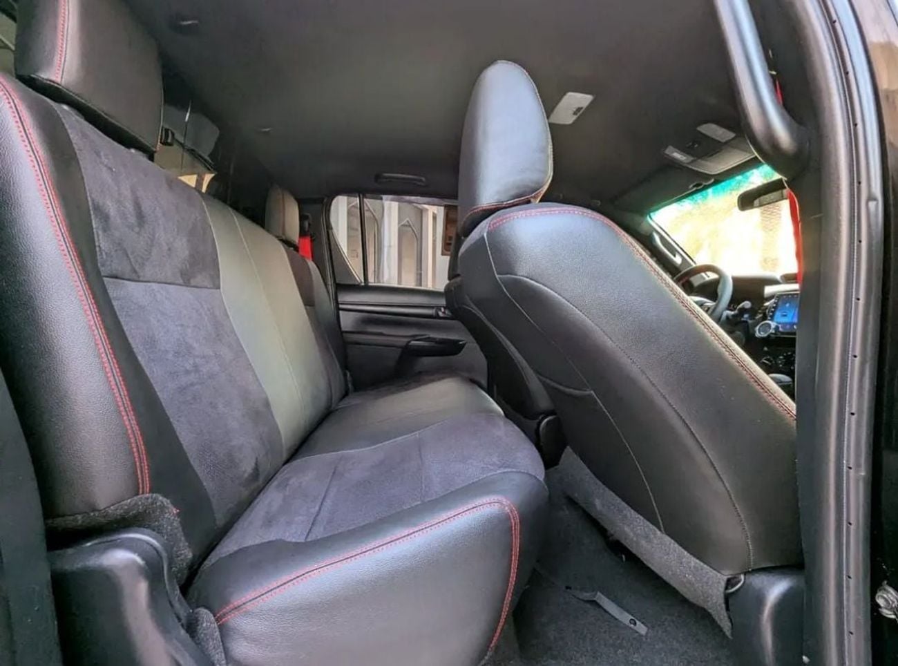 تويوتا هيلوكس Toyota Hilux GR sports 2021Model Facelifted 2025 2.7 v4 petrol Engine Colour Black push start Transm