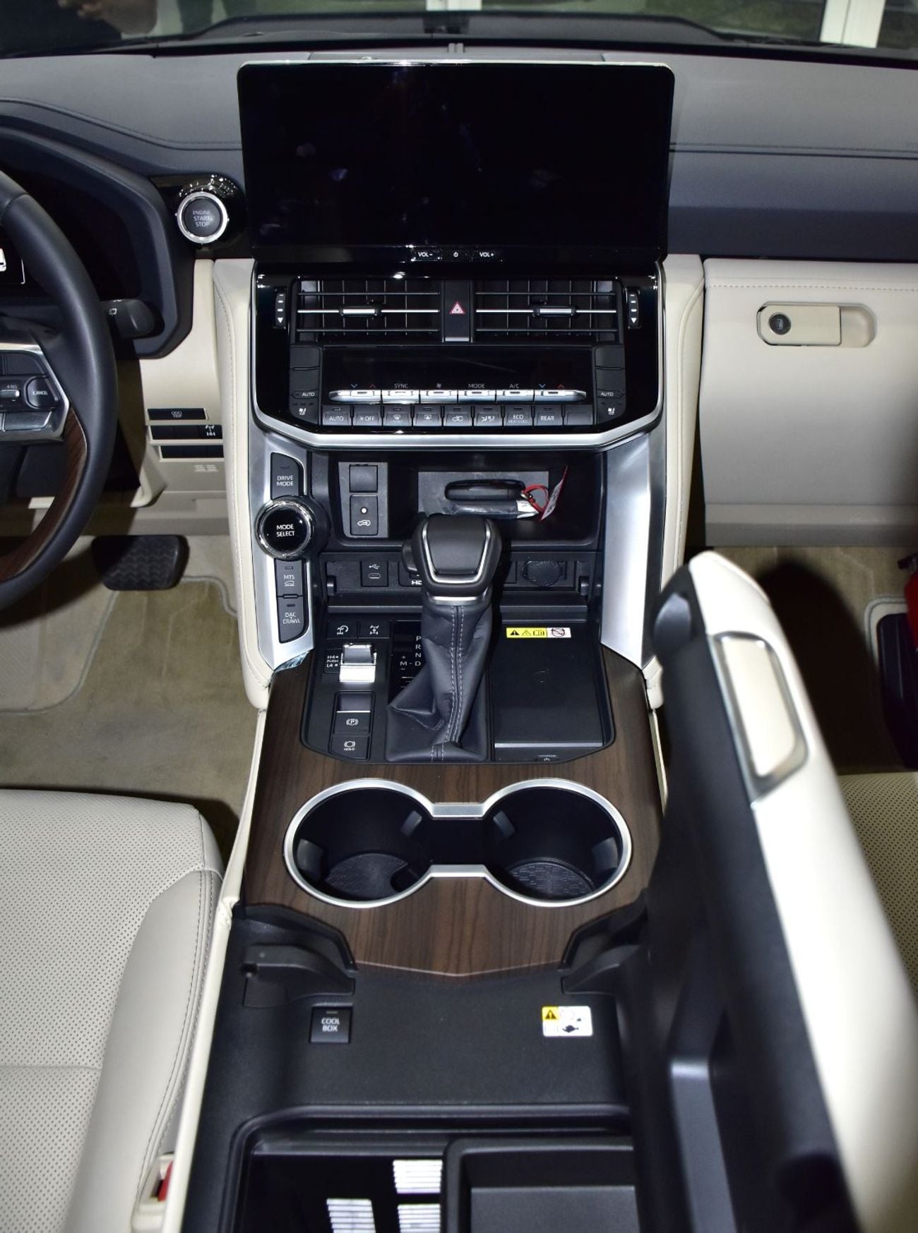 Toyota Land Cruiser EXCELLENT DEAL for our Toyota Land Cruiser GXR Twin Turbo 409 TT ( 2025 Model ) in White Color GCC S