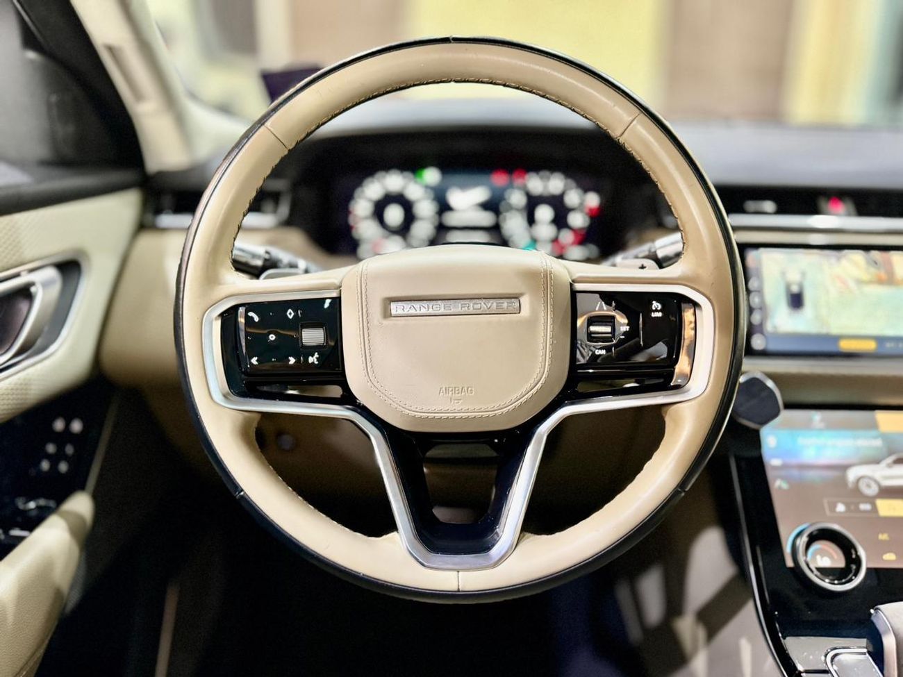 لاند روفر رينج روفر فيلار P300 R-Dynamic SE 2.0L