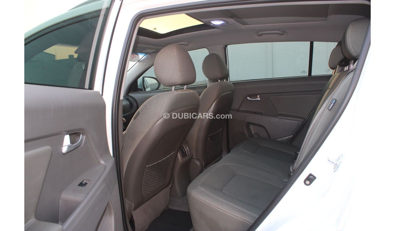 كيا سبورتيج كيا سبورتاج 2016 خليجي بانوراما بحالة ممتازة بدون حوادث نظيفه جدا من الداخل والخارج