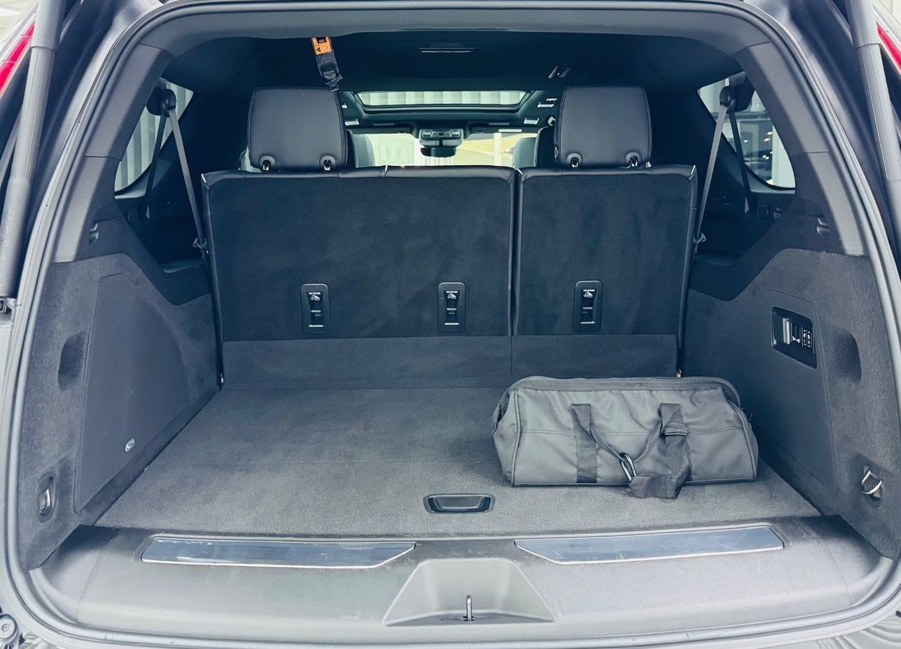 Cadillac Escalade Sport Platinum 6.2L 4WD