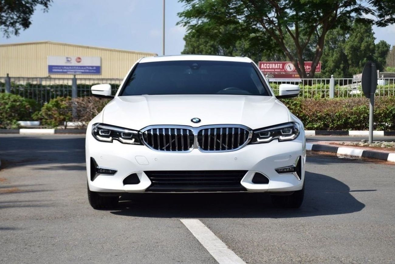Used BMW 330i 330i 2021 for sale in Dubai - 677578