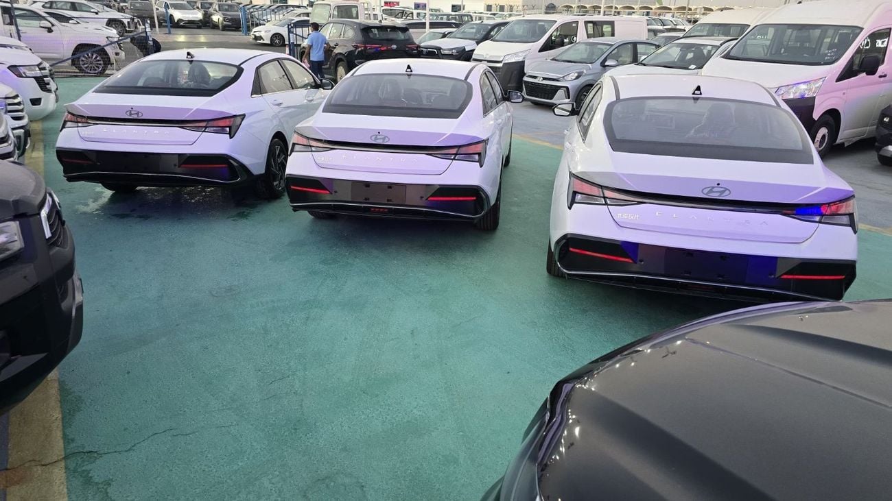 Hyundai Elantra HYUNDAI ELENTRA 1.5L FULL OPTION