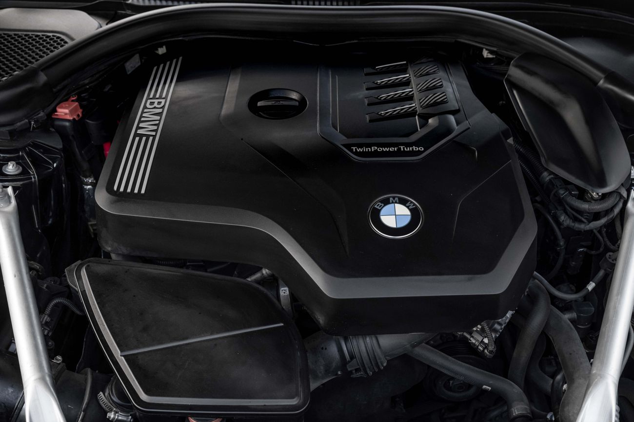 BMW 530i 530i M-Kit | 2,350 P.M | 0% Downpayment | Full BMW History!