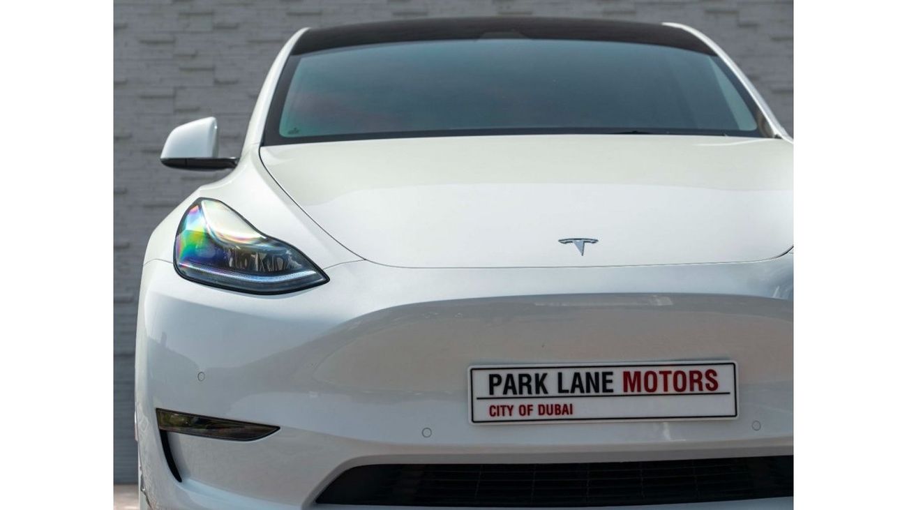 تسلا موديل Y AED 2,831 PM • MODEL Y LONG RANGE • ONLY 4,500 KMS • OFFICIAL TESLA WARRANTY UNTIL 2030•