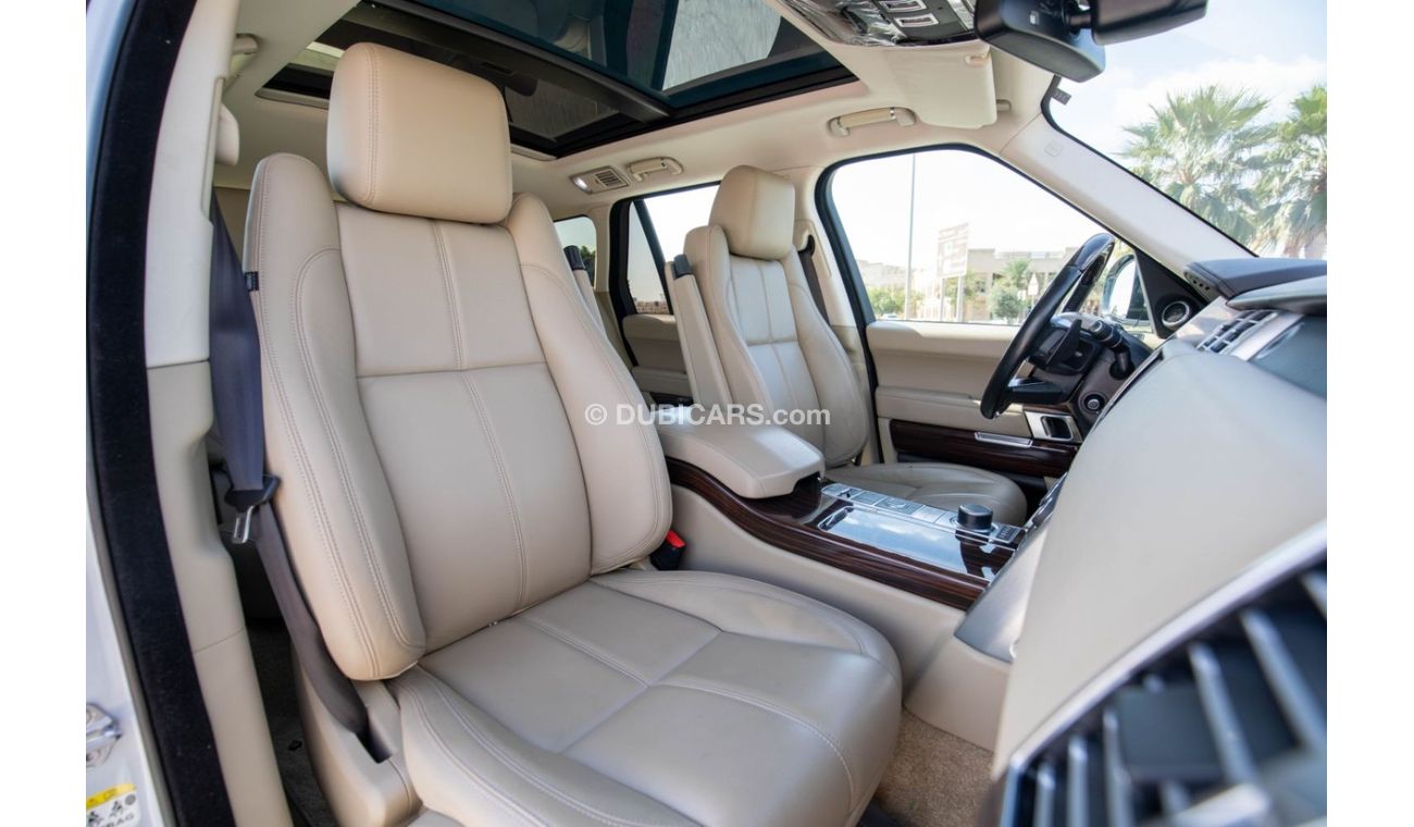 Land Rover Range Rover Range Rover Vogue HSE V8 5.0  Panoramic  2016 GCC Under Warranty
