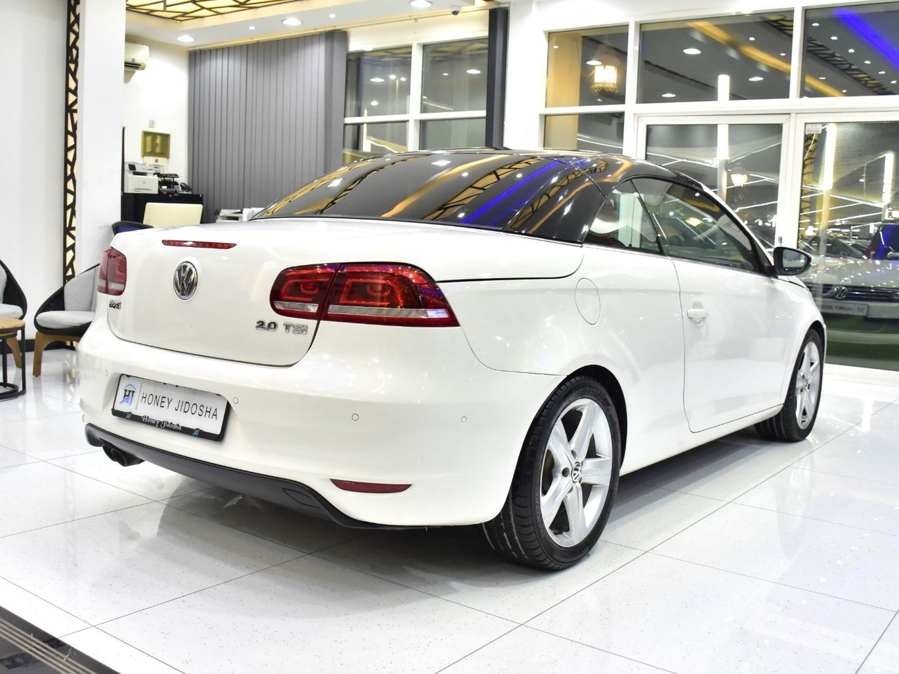 Volkswagen Eos EXCELLENT DEAL for our Volkswagen EOS 2.0 TSi ( 2013 Model ) in White Color GCC Specs