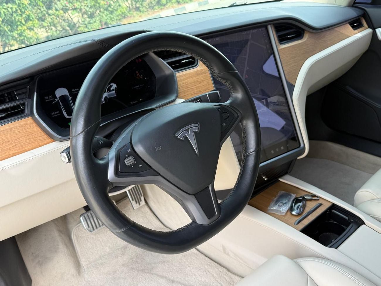 Tesla Model S Plaid (AWD) TESLA MODEL S 75D 2019 GCC SPECIAL EDITION IN PERFECT CONDITION