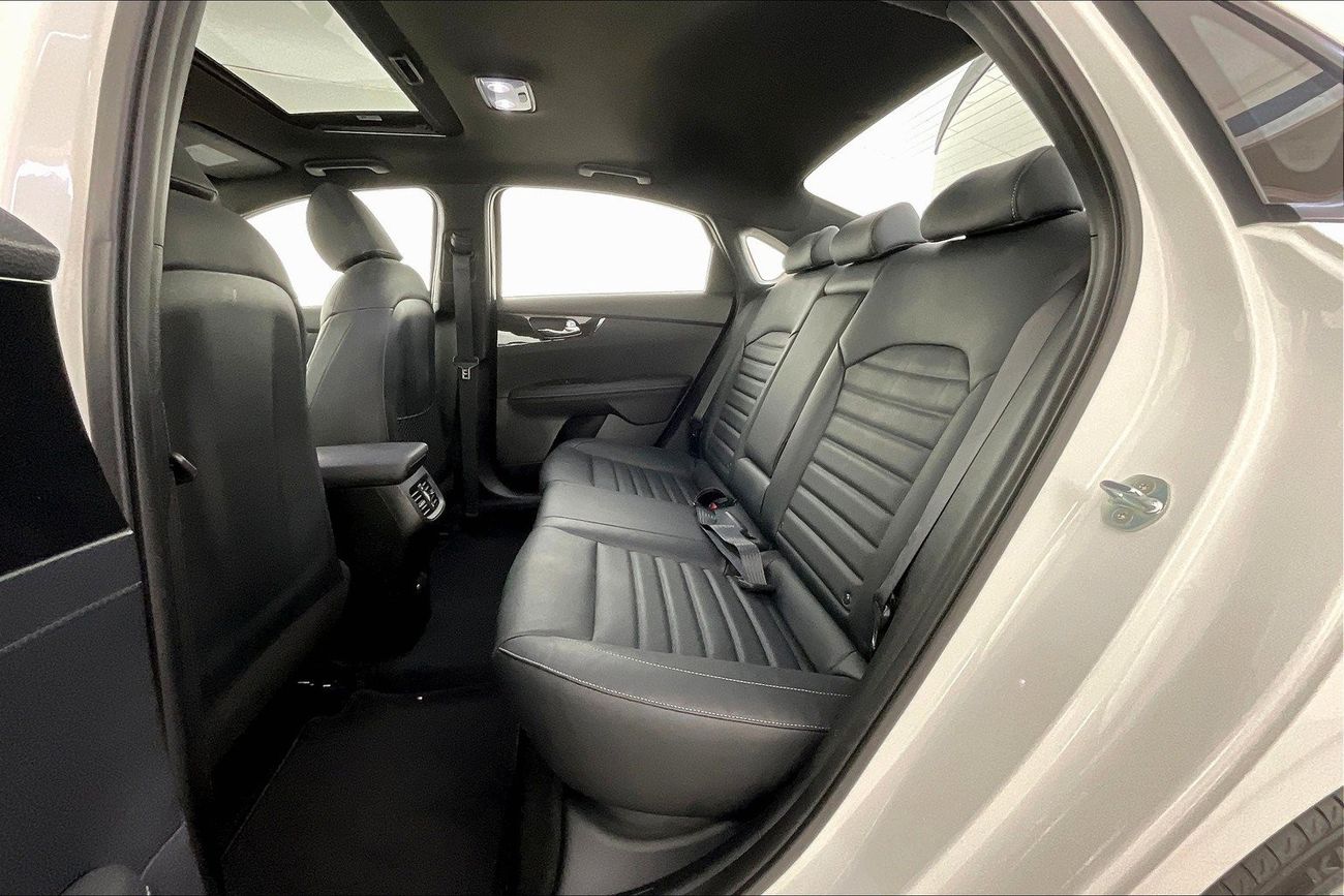 لكزس NX200t F Sport Platinum | شامل الضمان | 0 ﺪﻔﻋﺓ ﺃﻮﻟﻯ